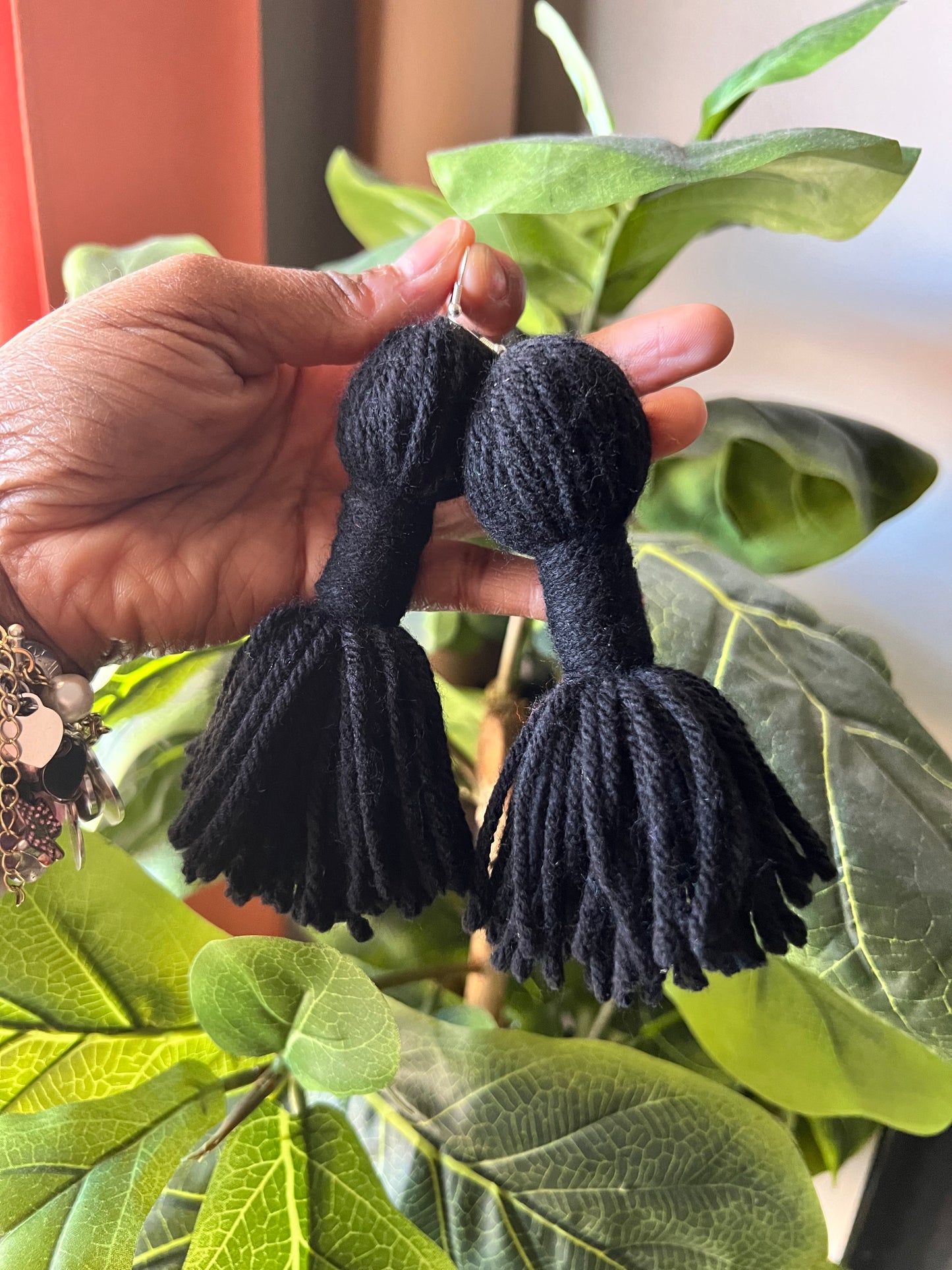 *CUSTOM/MAKE IT YOUR OWN* | REGULAR TASSEL YARN EARRINGS
