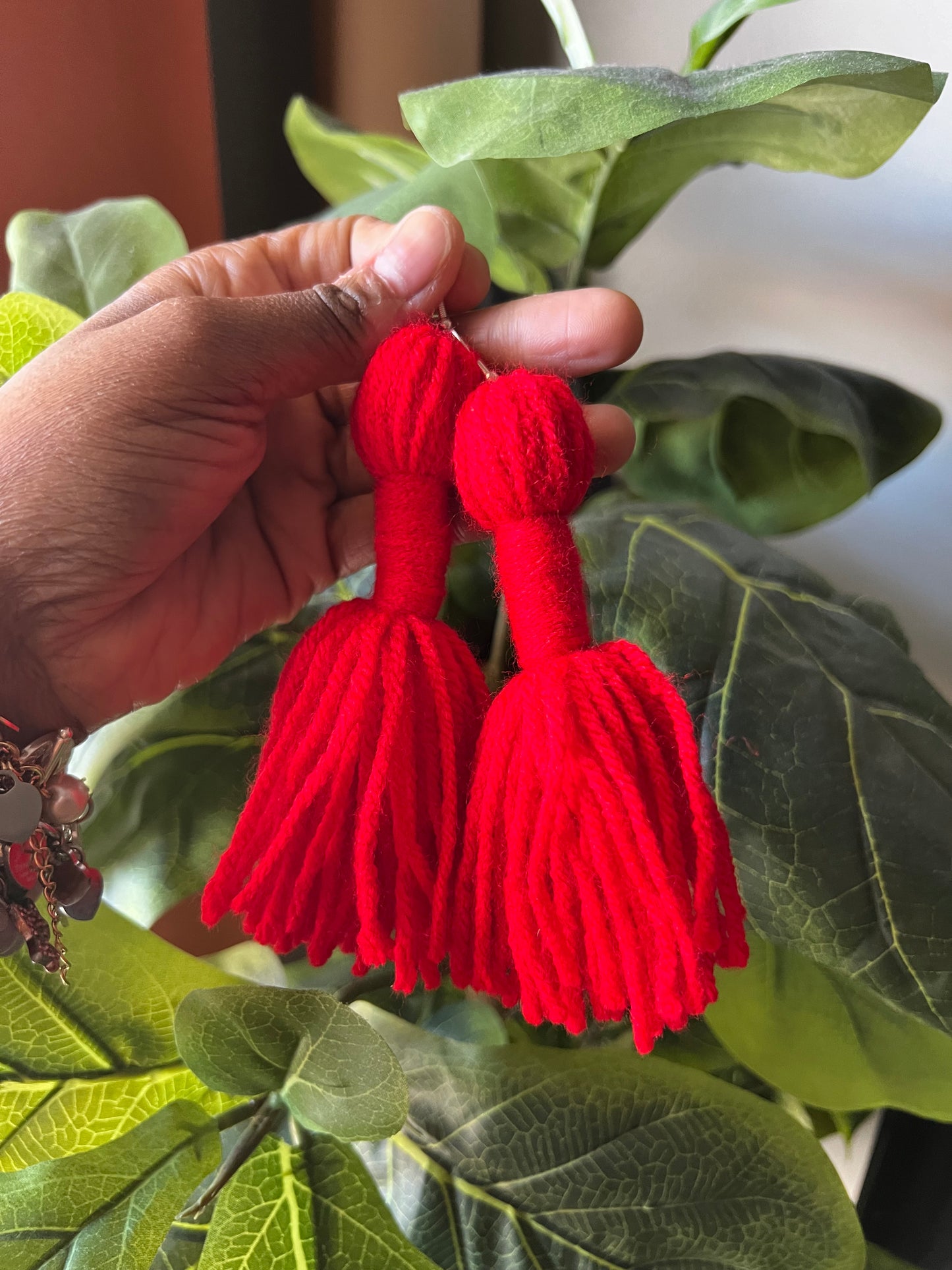 *CUSTOM/MAKE IT YOUR OWN* | REGULAR TASSEL YARN EARRINGS