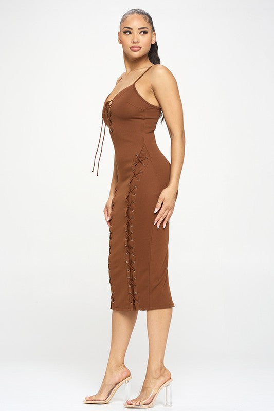 LACED UP MIDI DRESS | BROWN